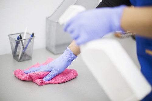 Professional house cleaning support for a SW1 home interior