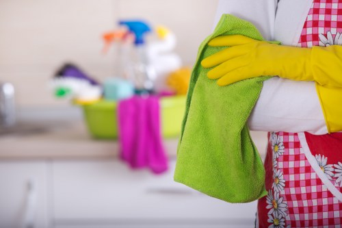 Professional carpet cleaning service for a SW1 home interior